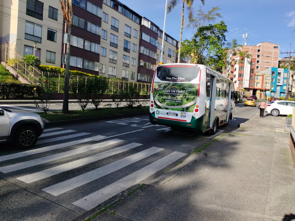 buses_rompoy_44